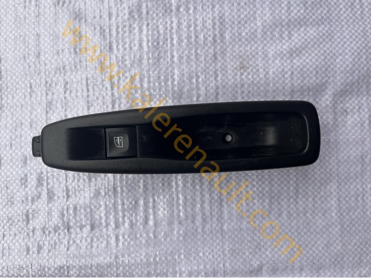 Renault Clio 4 Arka Cam Açma Düğmesi 254218614R 829507217R