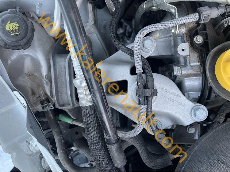 Dacia Duster 1.0 TCe Motor Kulağı Takozu Sağ 112322283R