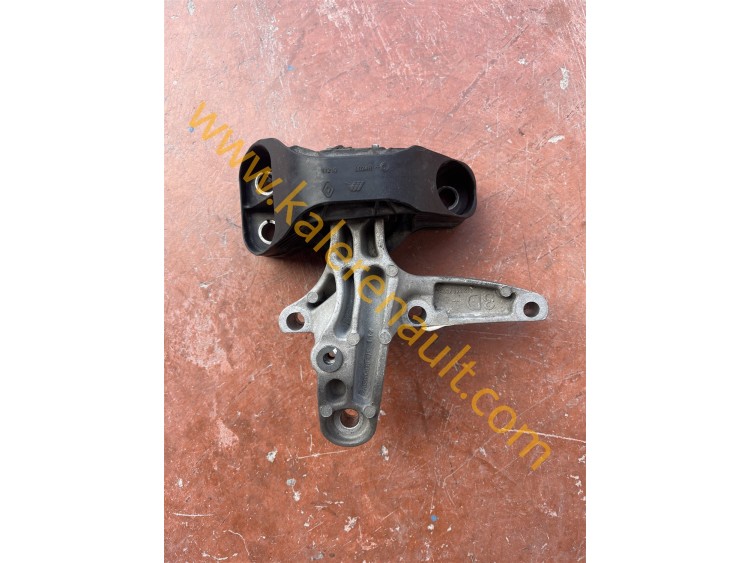 Renault Kadjar 1.5 dCi Sağ Üst Motor Takozu Kulağı 113757824R 112848459R