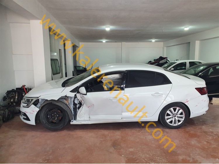 Renault 2021 Megane 4 Joy Comfort 1.3 TCe Manuel 140 bg Orjinal Çıkma Yedek Parçaları