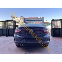 Renault Megane 4 Arka Bagaj Kapağı (Titanyum Gri)