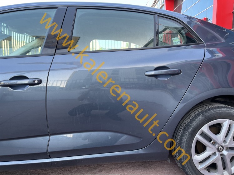 Renault Megane 4 Sol Arka Kapı (Titanyum Gri)