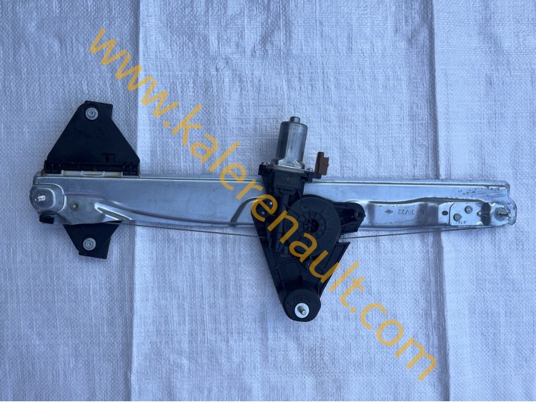 Renault Taliant Sağ Ön Cam Krikosu 807207678R