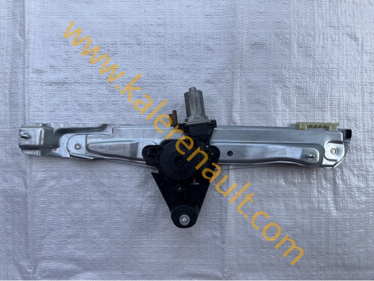 Renault Taliant Sol Arka Cam Krikosu 827210075R