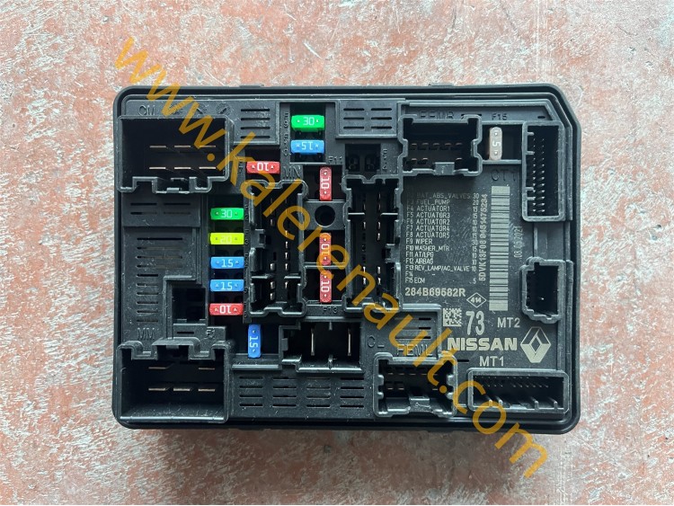 Renault Clio 5 UPC Beyni - Sigorta Kutusu 284B69582R