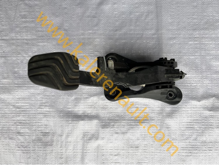 Renault Clio 5 1.0 SCe Debriyaj Pedalı 465032747R OR465032747R