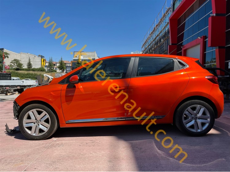 Renault Clio 5 Taban Halısı 749025858R